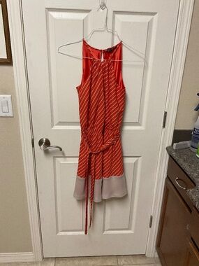 Cute Express brand summer frock.  Size XS.  Orange and tan.  Belted.  Lined. EUC